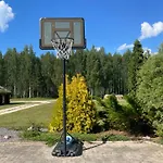 Paeikseranna Puhkemaja * Rossa