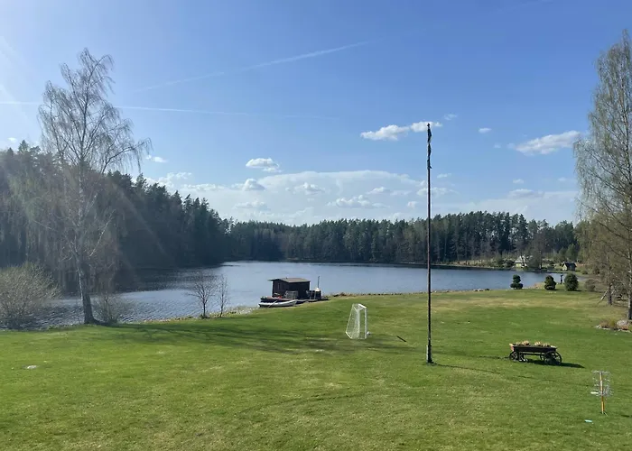 Paeikseranna Puhkemaja * Rossa